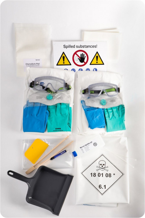 SpillKit XP Duo emergency cleaning set  